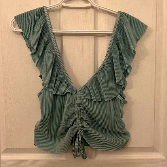 Ruffle top - Picture 1 of 2